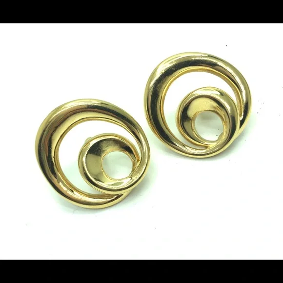 Vintage Givenchy gold tone clip on Earrings. Vintage Givenchy jewelry - Picture 2 of 5